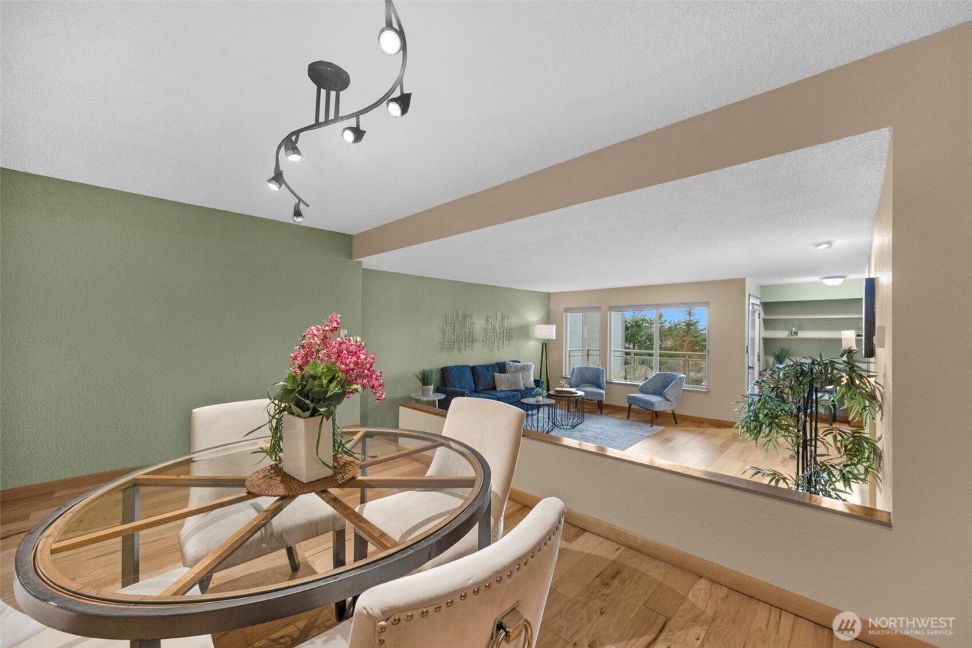 200 James Street #307, Edmonds, WA 98020