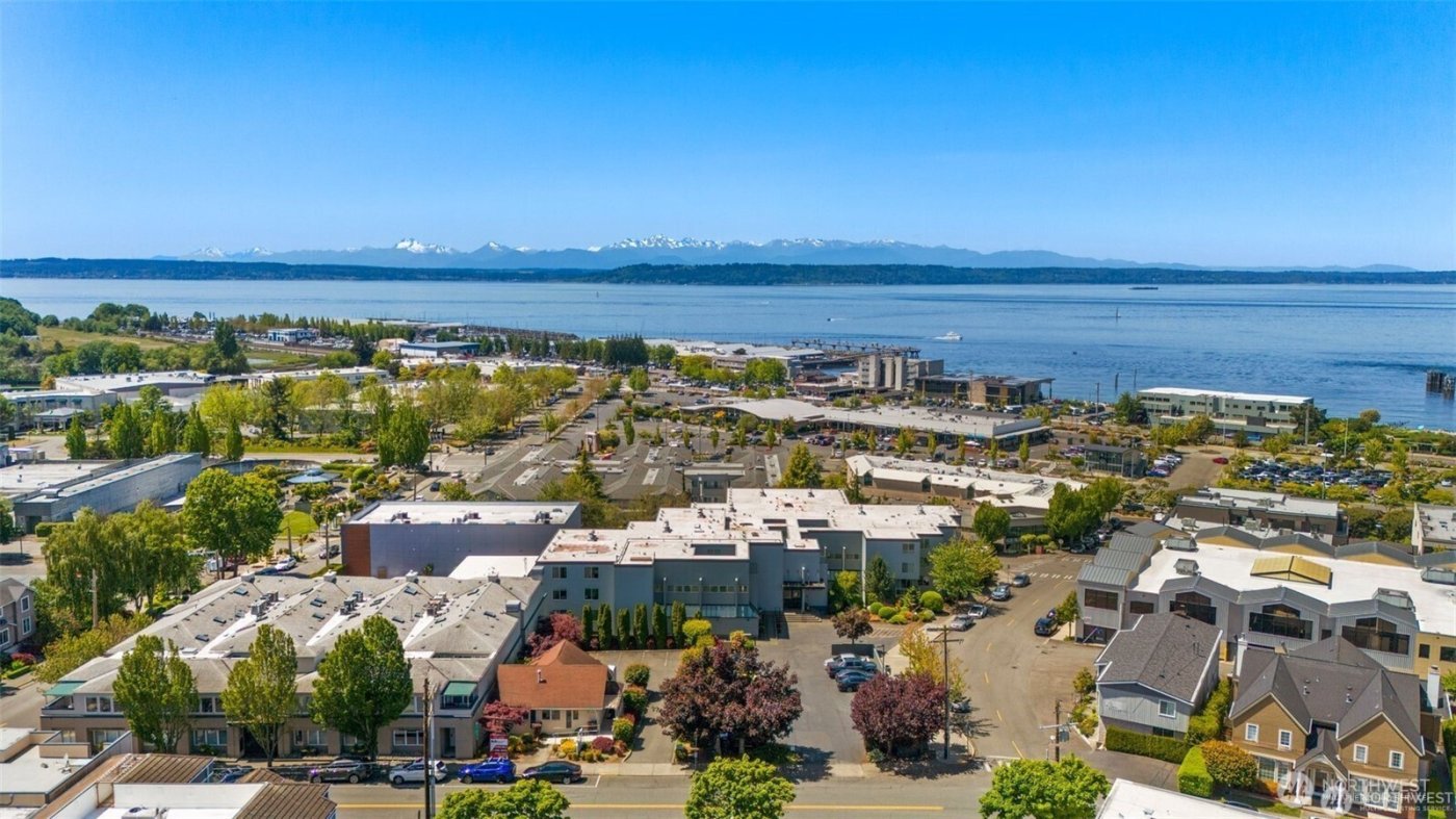 200 James Street #307, Edmonds, WA 98020