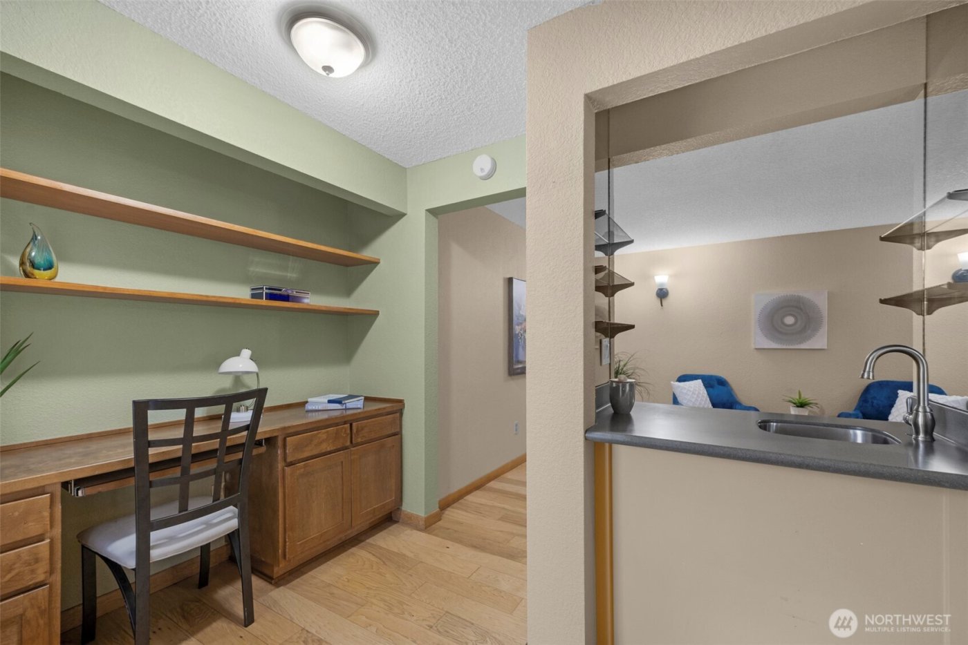 200 James Street #307, Edmonds, WA 98020