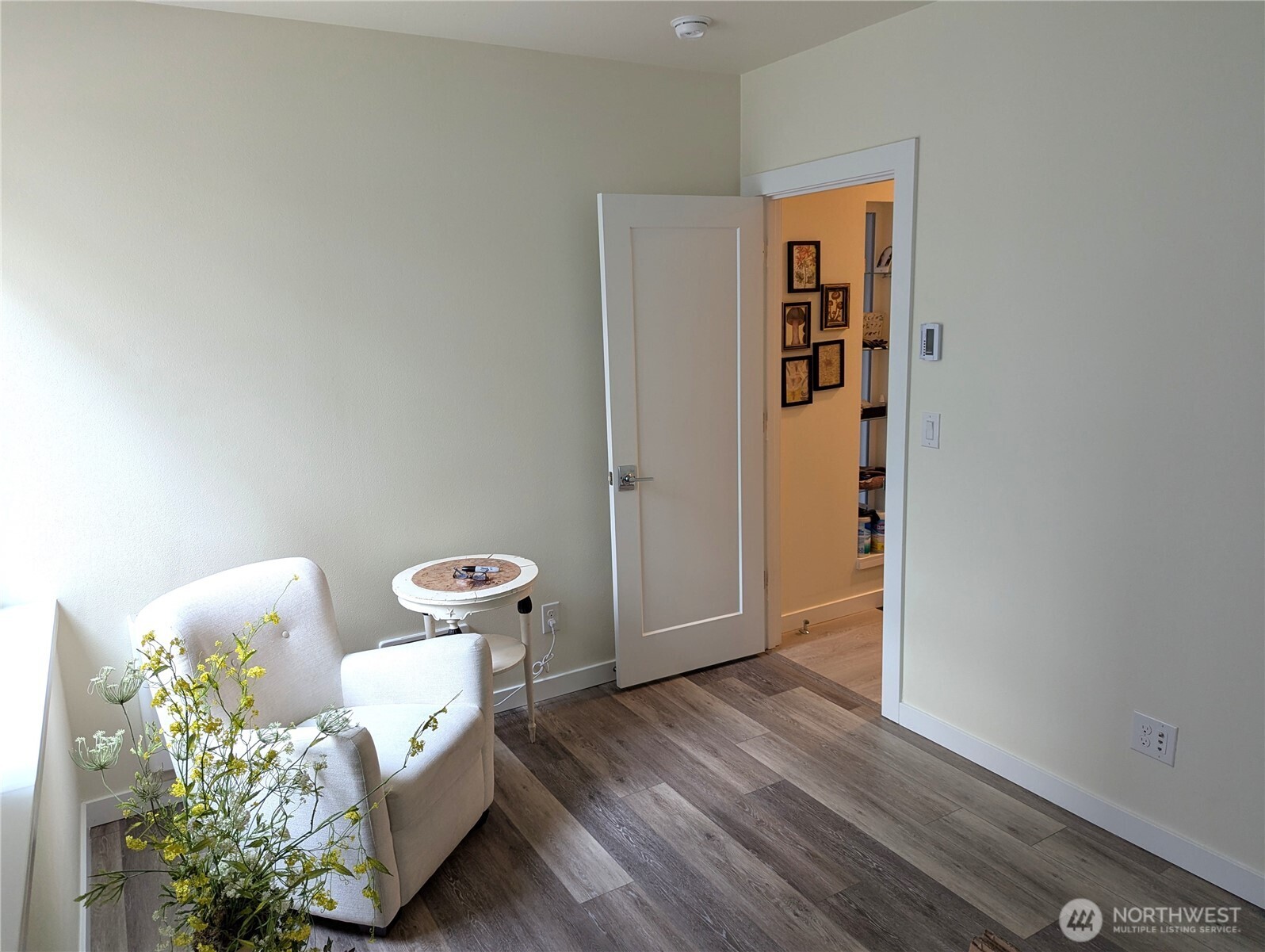 3070 SW Avalon Way #E, Seattle, WA 98126