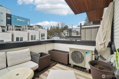 3070 SW Avalon Way #E, Seattle, WA 98126 - Photo 2