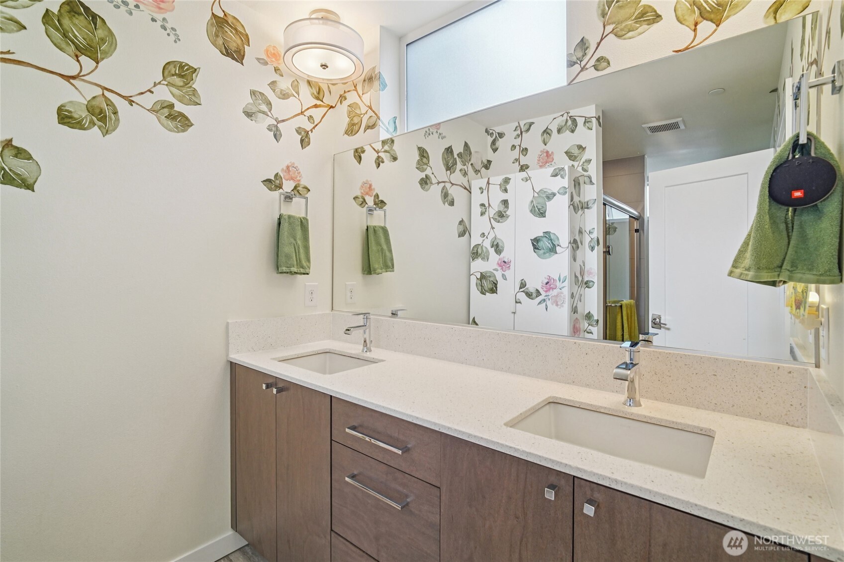 3070 SW Avalon Way #E, Seattle, WA 98126