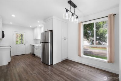 713 N Main Avenue , Ridgefield, WA 98642 - Photo 16