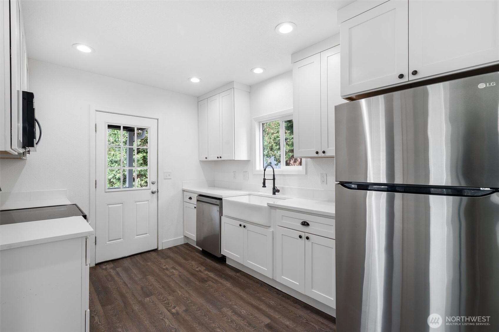 713 N Main Avenue , Ridgefield, WA 98642