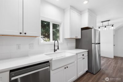 713 N Main Avenue , Ridgefield, WA 98642 - Photo 19