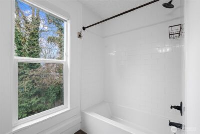 713 N Main Avenue , Ridgefield, WA 98642 - Photo 38