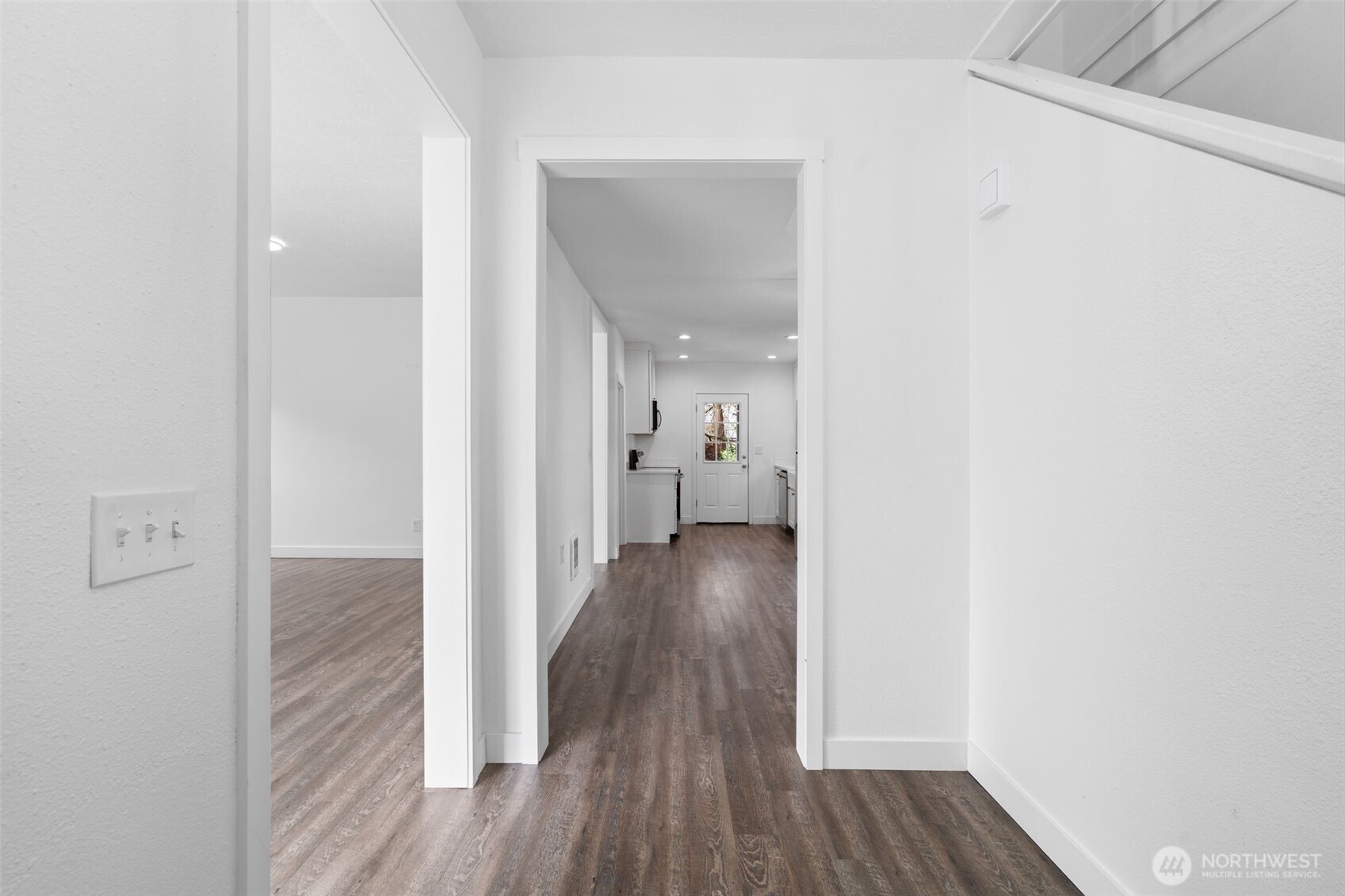 713 N Main Avenue , Ridgefield, WA 98642