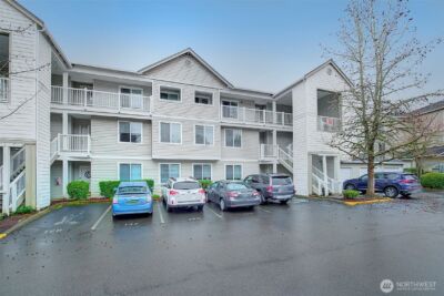 2009 196th Street SE #C-303, Bothell, WA 98012
