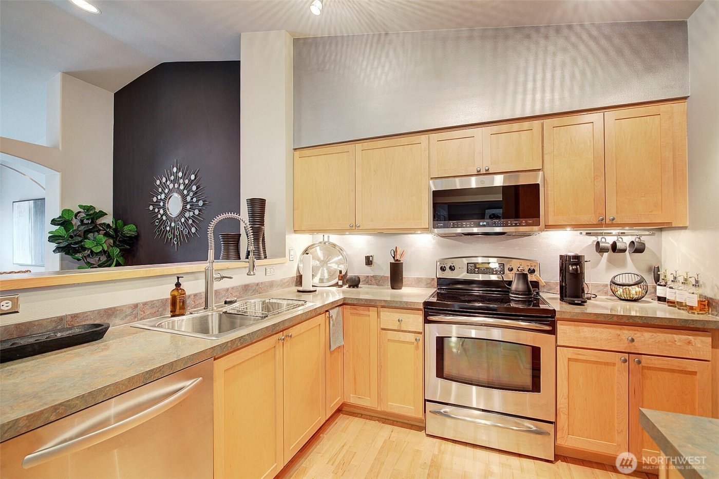 2009 196th Street SE #C-303, Bothell, WA 98012