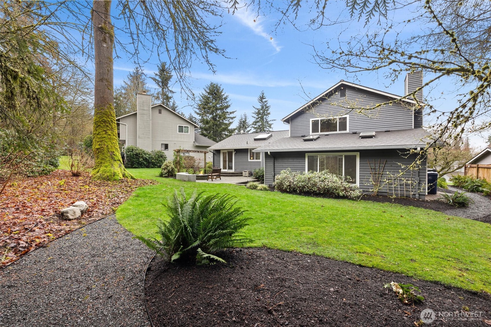 18115 NE 108th Court , Redmond, WA 98052-2866
