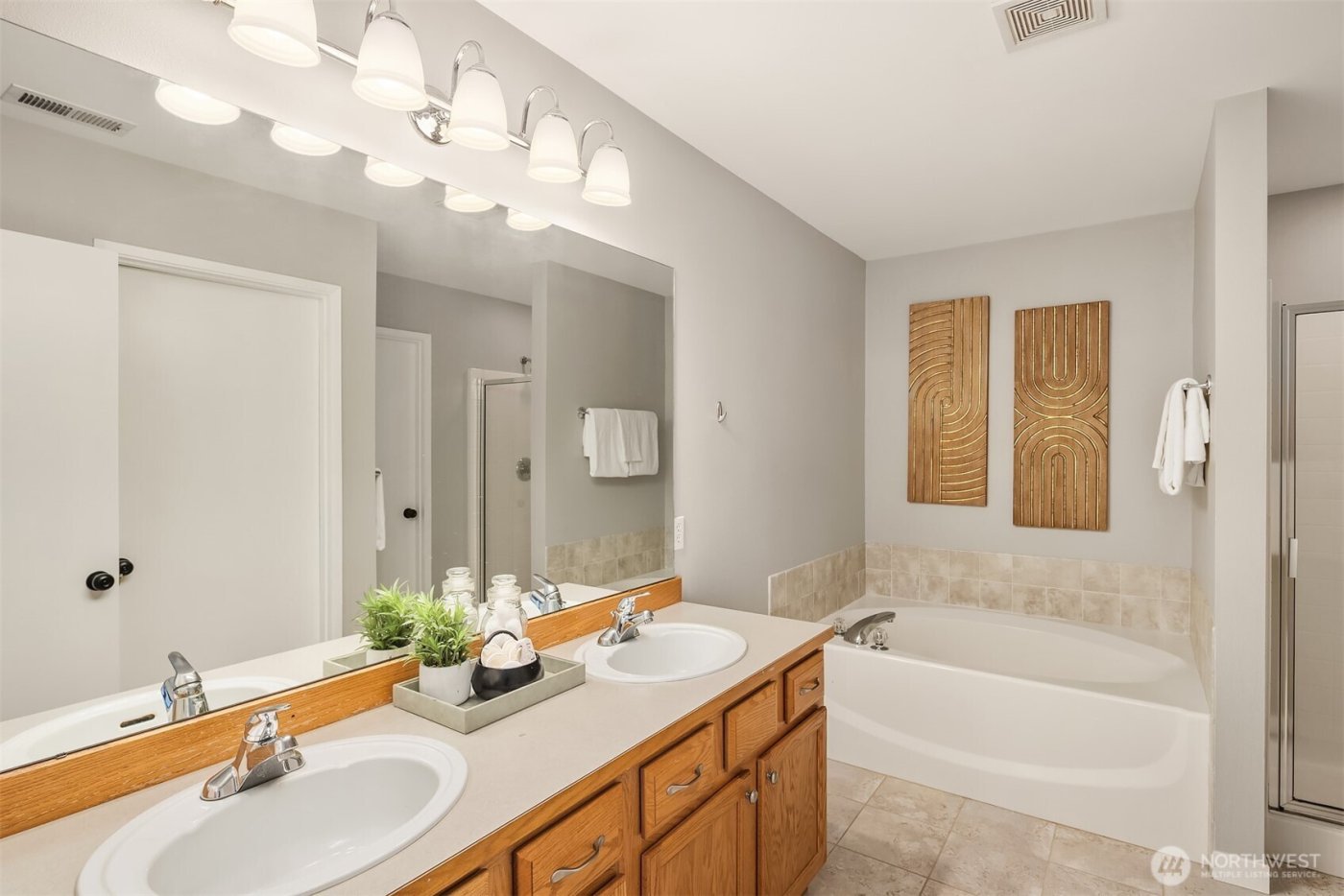 36907 SE Braeburn Street , Snoqualmie, WA 98065