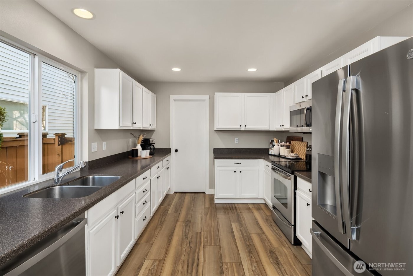 36907 SE Braeburn Street , Snoqualmie, WA 98065