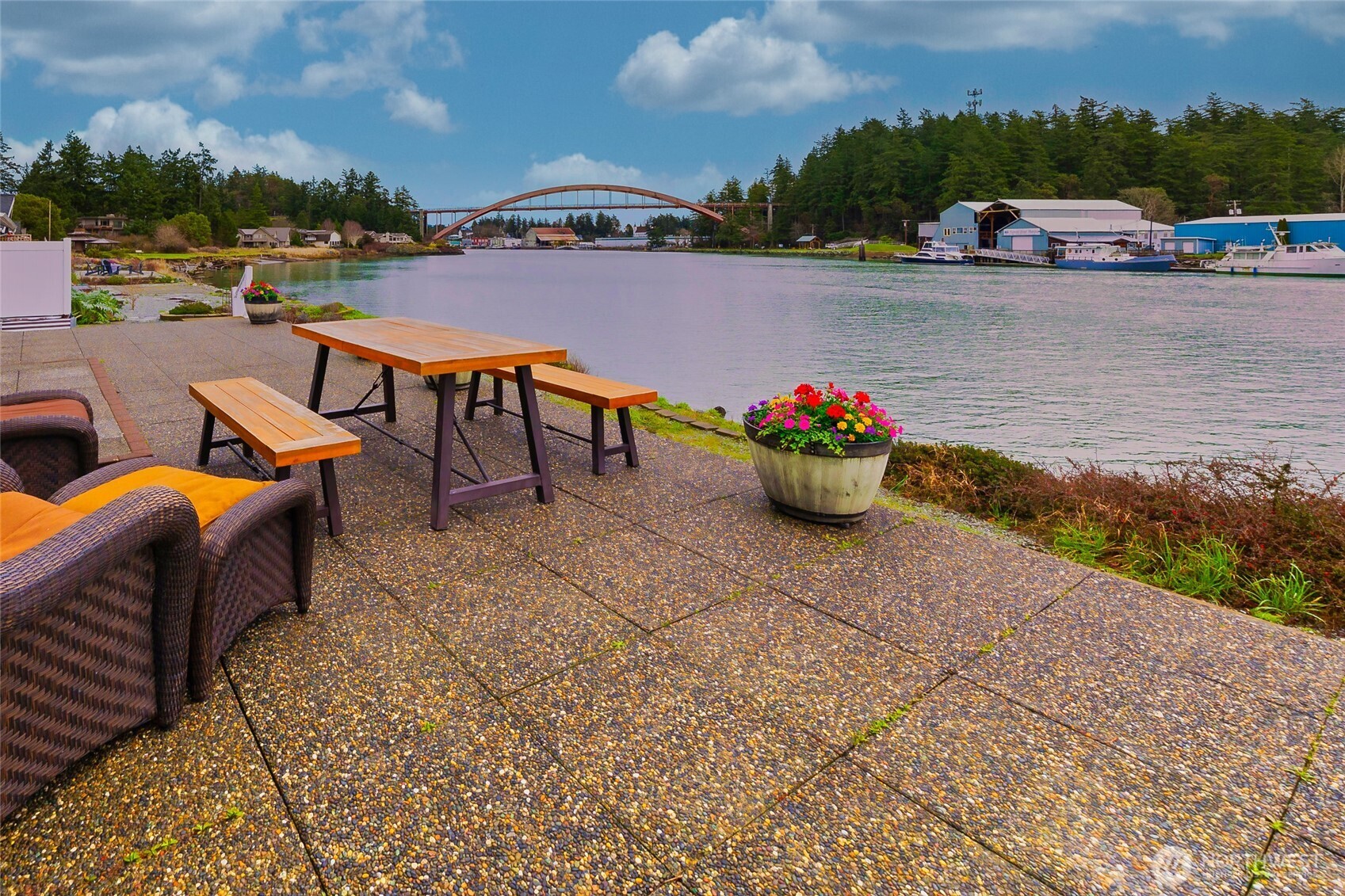 106 Chinook Place , La Conner, WA 98257