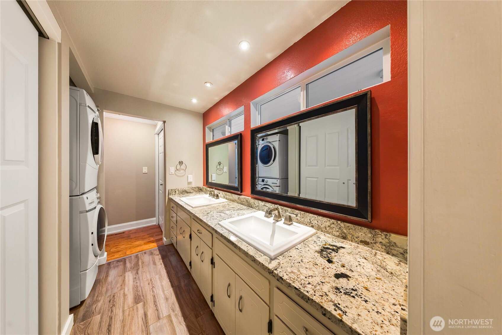 106 Chinook Place , La Conner, WA 98257