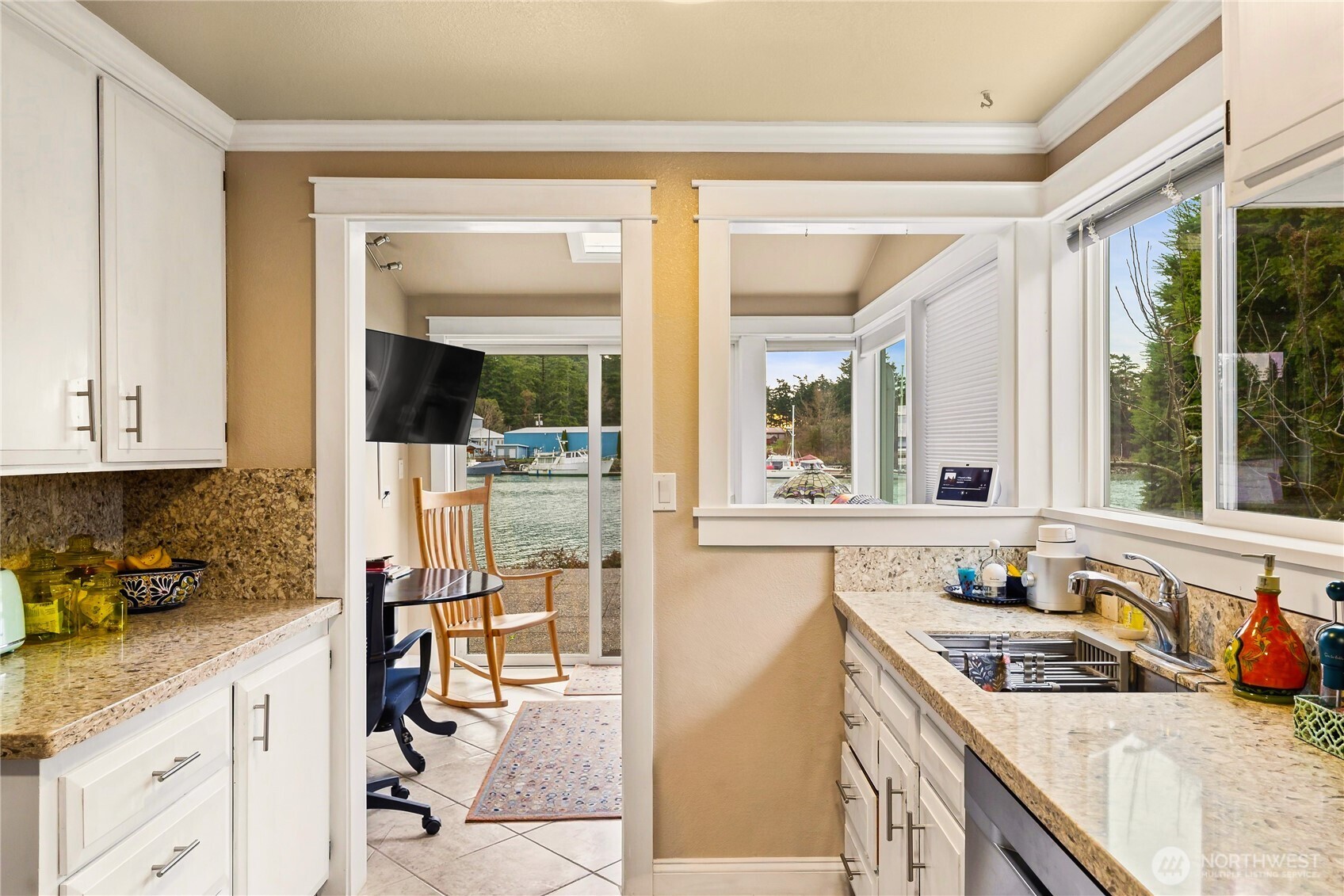 106 Chinook Place , La Conner, WA 98257