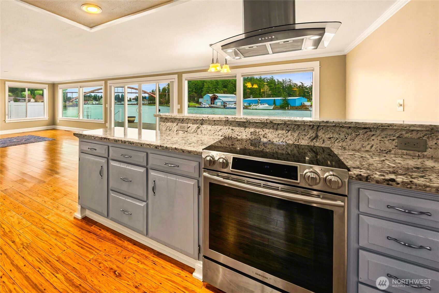 106 Chinook Place , La Conner, WA 98257