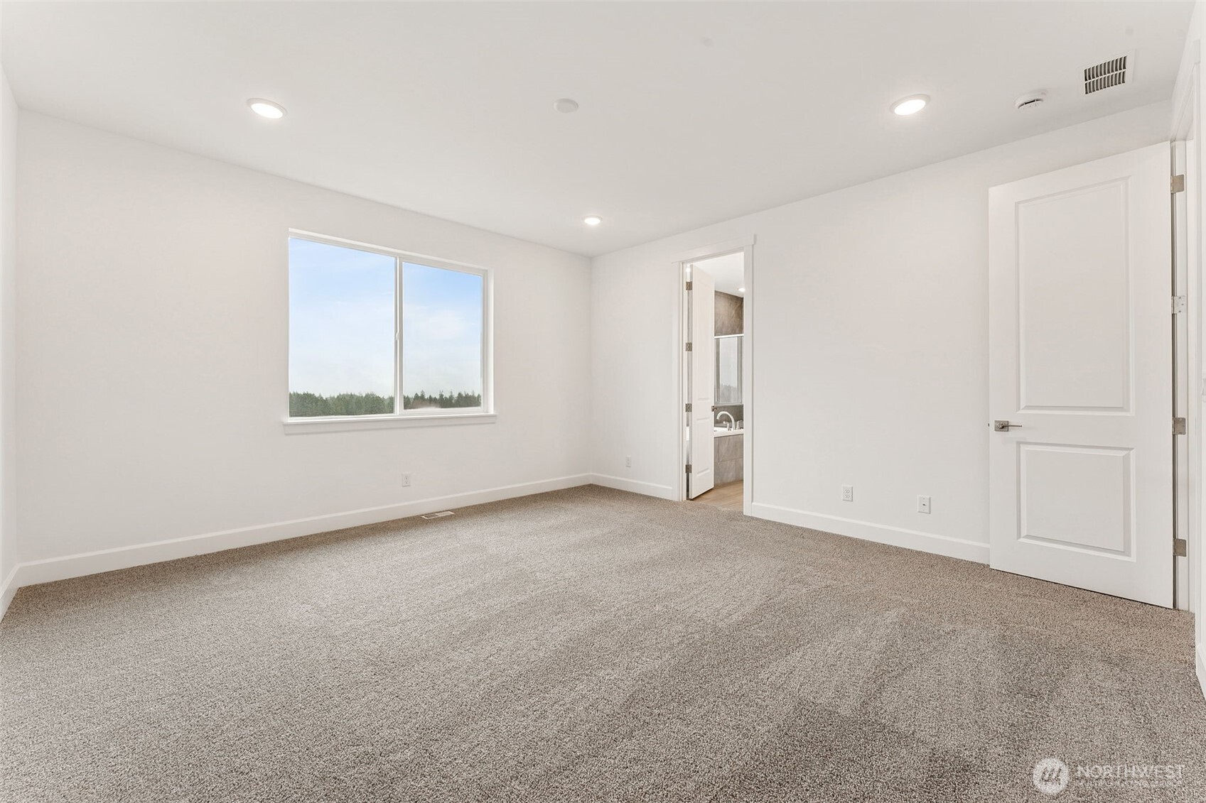 10655 Treasure Drive NW #118, Silverdale, WA 98383