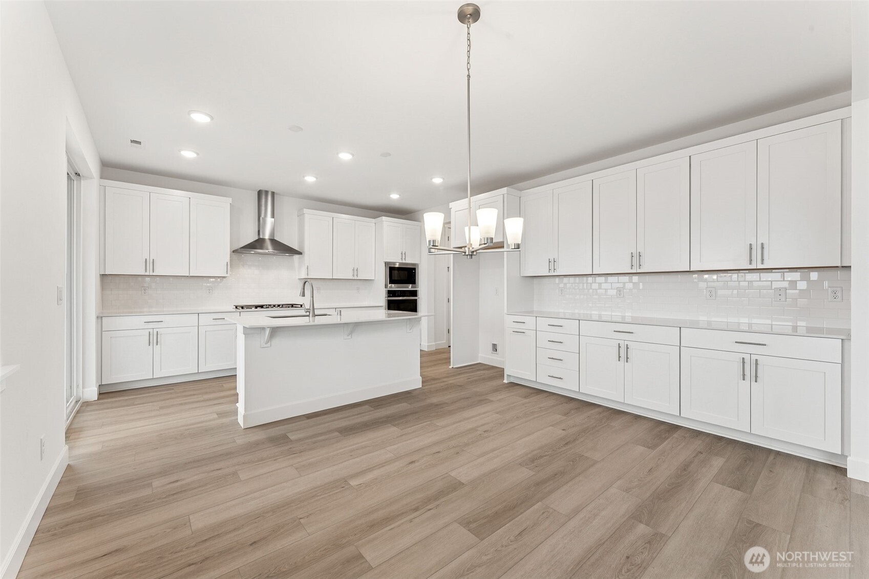 10655 Treasure Drive NW #118, Silverdale, WA 98383