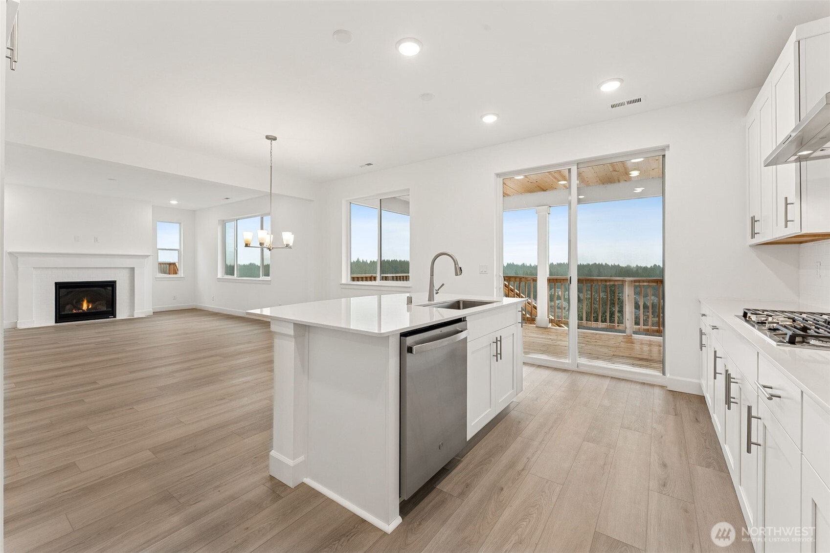 10655 Treasure Drive NW #118, Silverdale, WA 98383