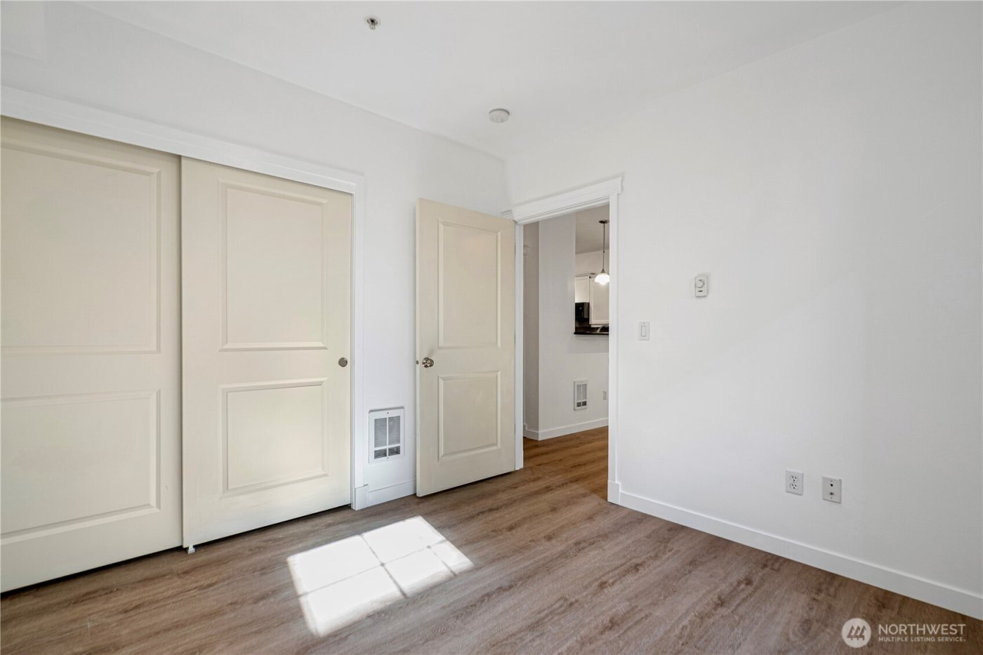 530 4th Avenue W #108, Seattle, WA 98119