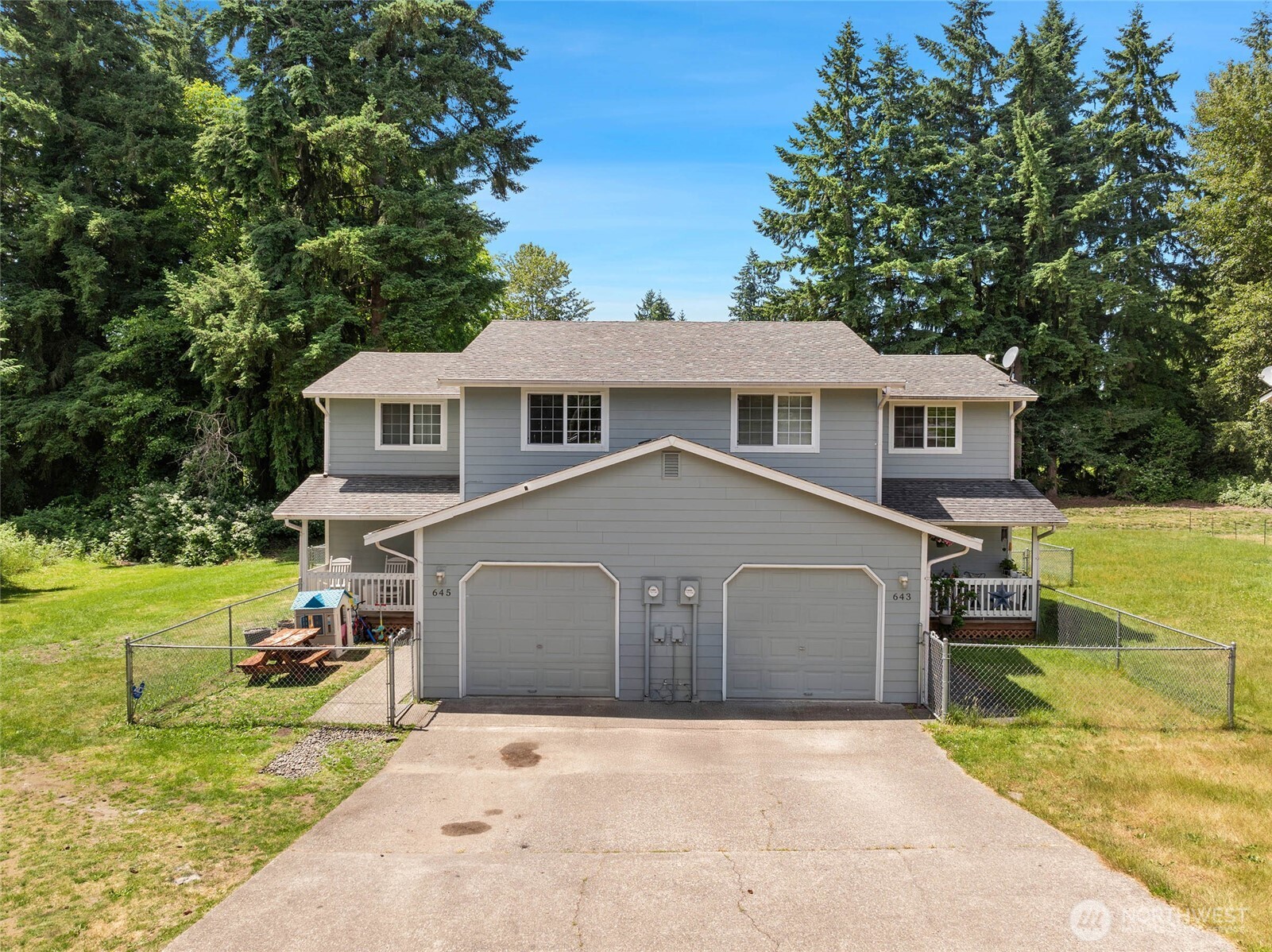 643 School Street SE, Lacey, WA 98503