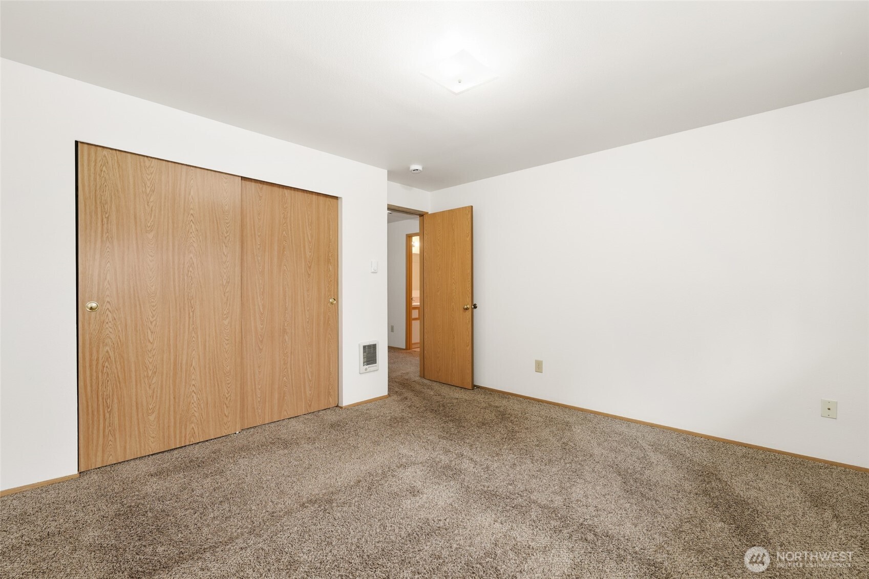 643 School Street SE, Lacey, WA 98503