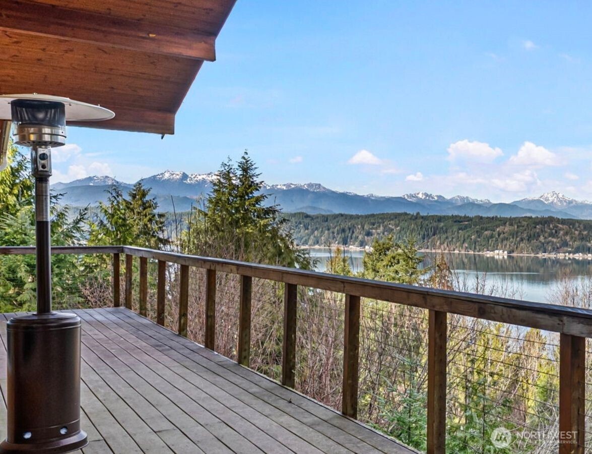 341 E Olympic Vista Drive , Union, WA 98592