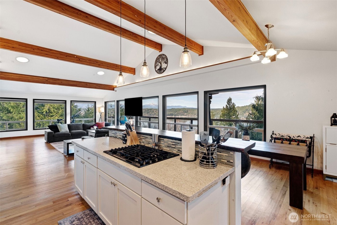 341 E Olympic Vista Drive , Union, WA 98592