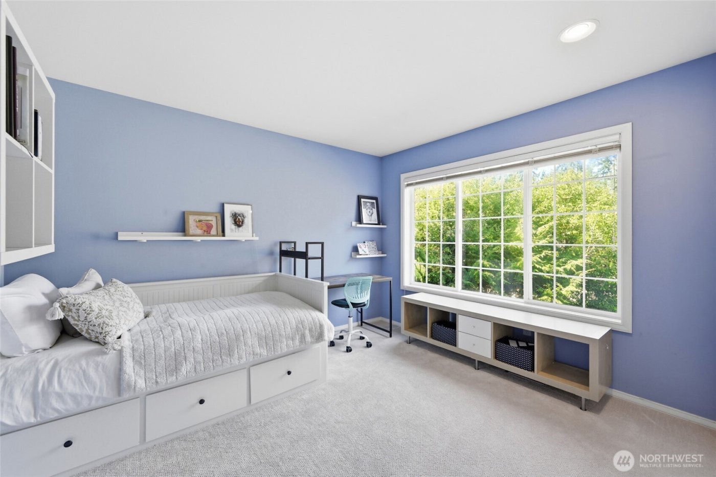 9604 215th Avenue NE, Redmond, WA 98053-7698