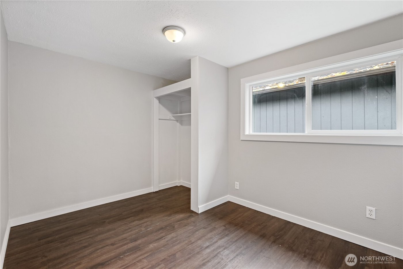 3317 Olive Way , Longview, WA 98632