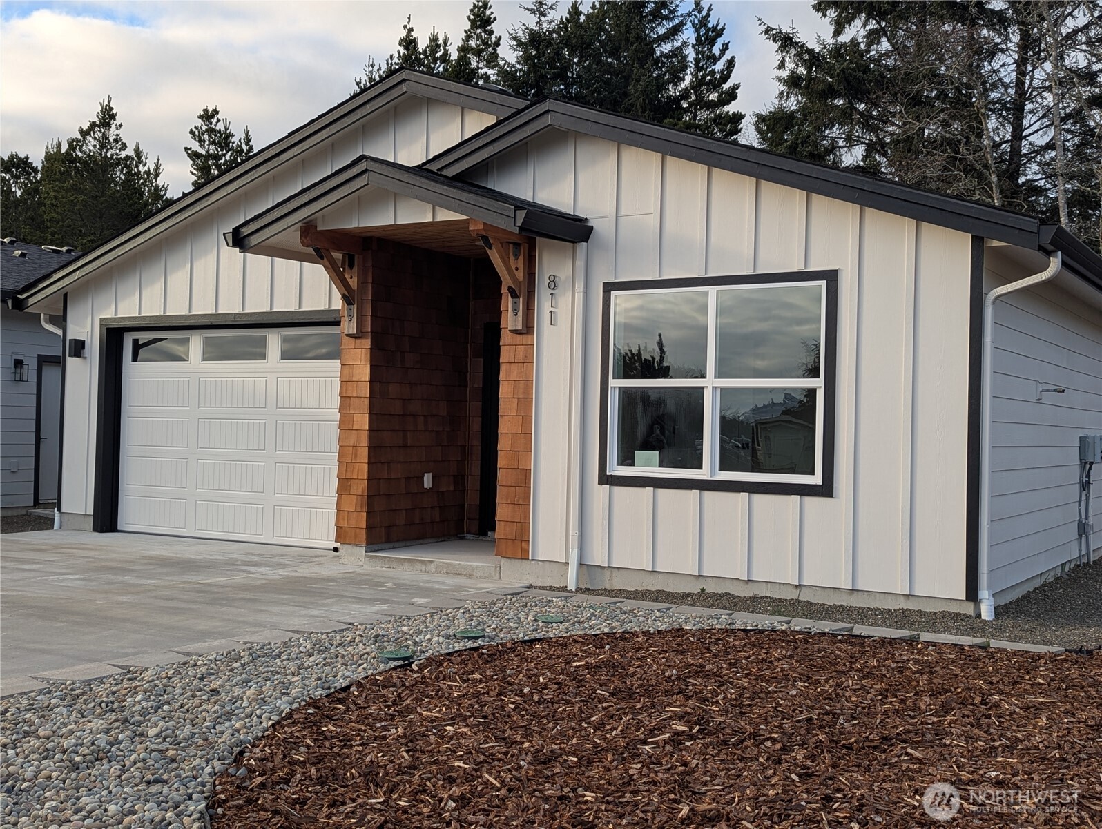 811 NE 357th Street , Ocean Park, WA 98640