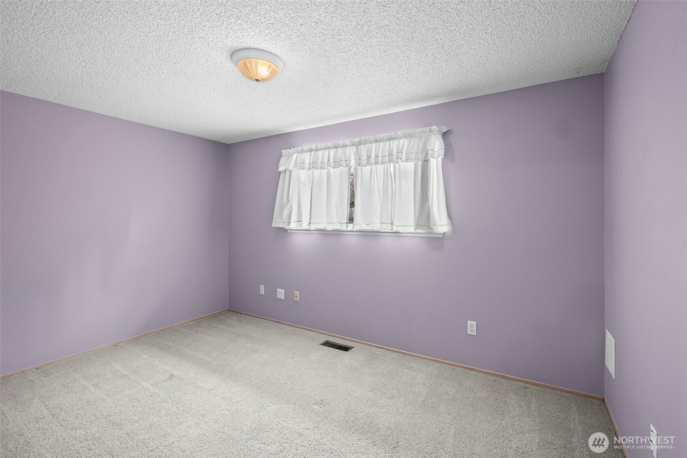 5727 N 13th Street , Tacoma, WA 98406