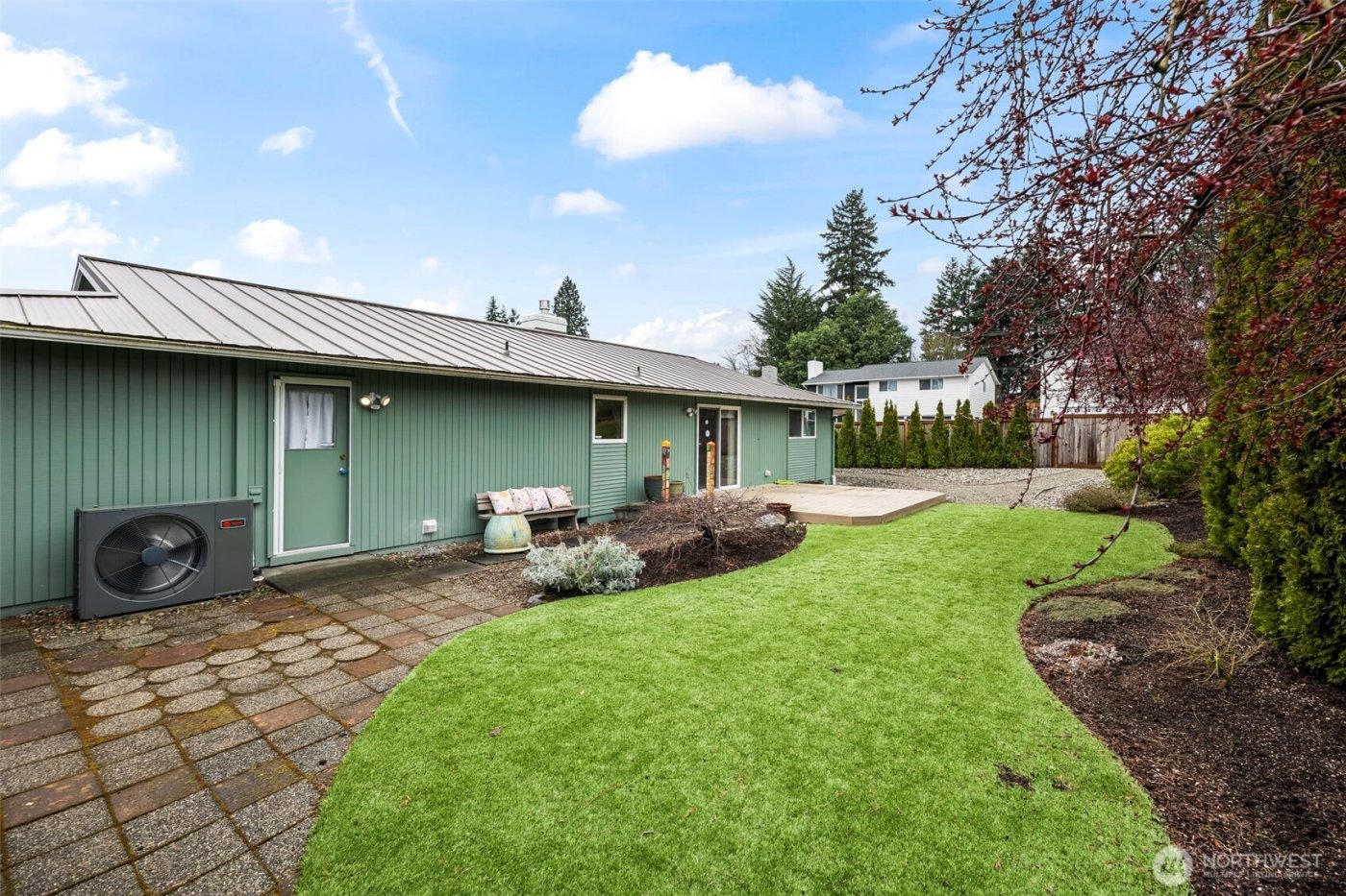 5727 N 13th Street , Tacoma, WA 98406