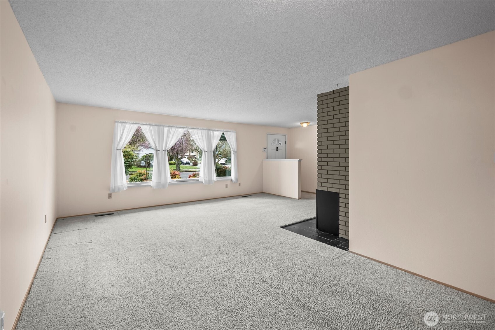 5727 N 13th Street , Tacoma, WA 98406