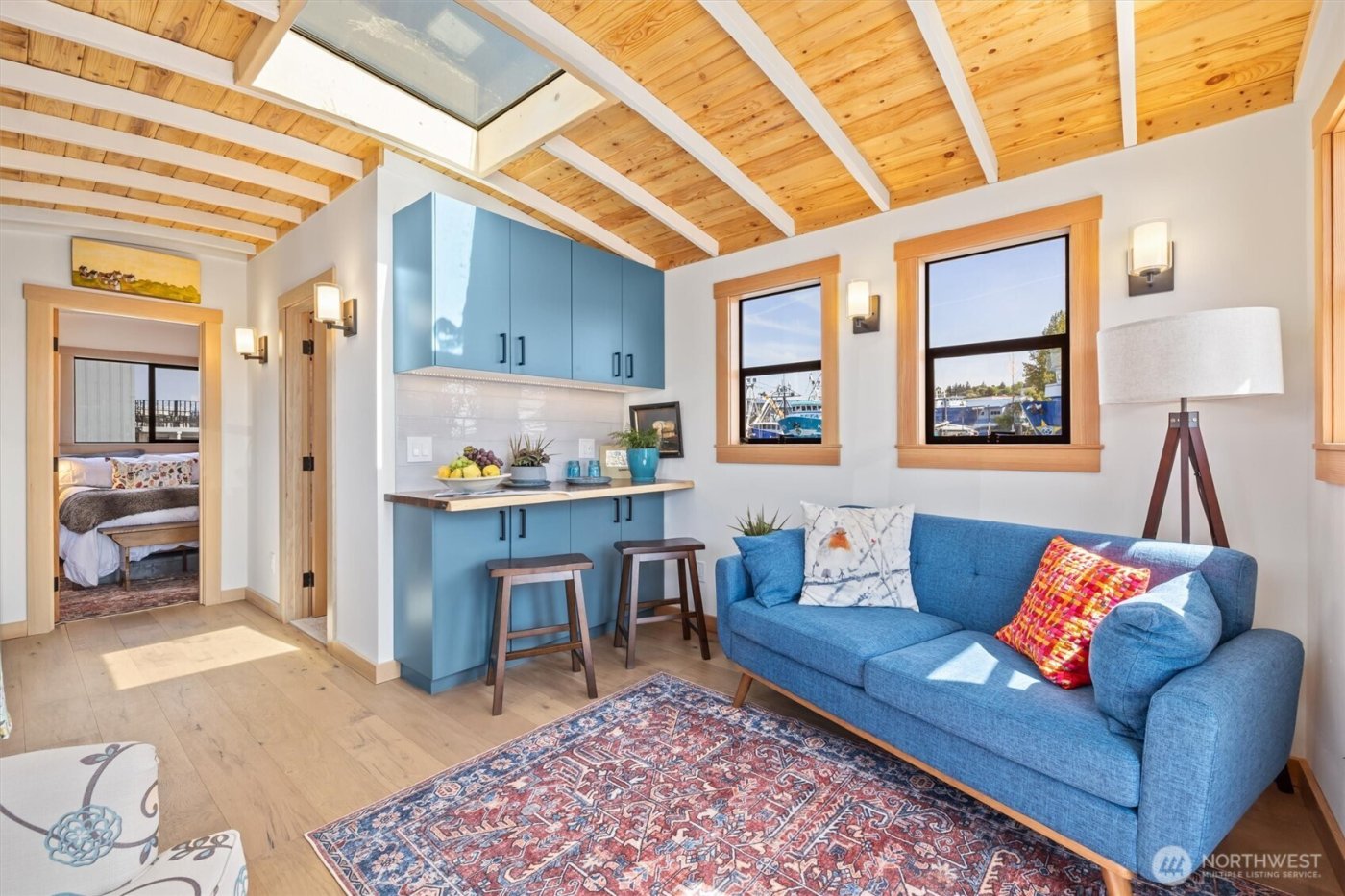 1080 W Ewing Place #0-P, Seattle, WA 98119