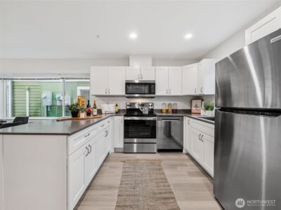 13813 32nd Lane S, Tukwila, WA 98168 - Photo 6