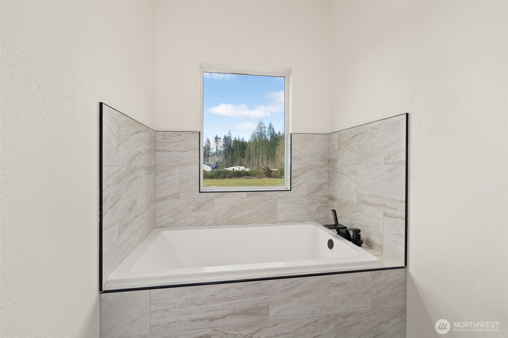 107 Winwood Ln , Winlock, WA 98596