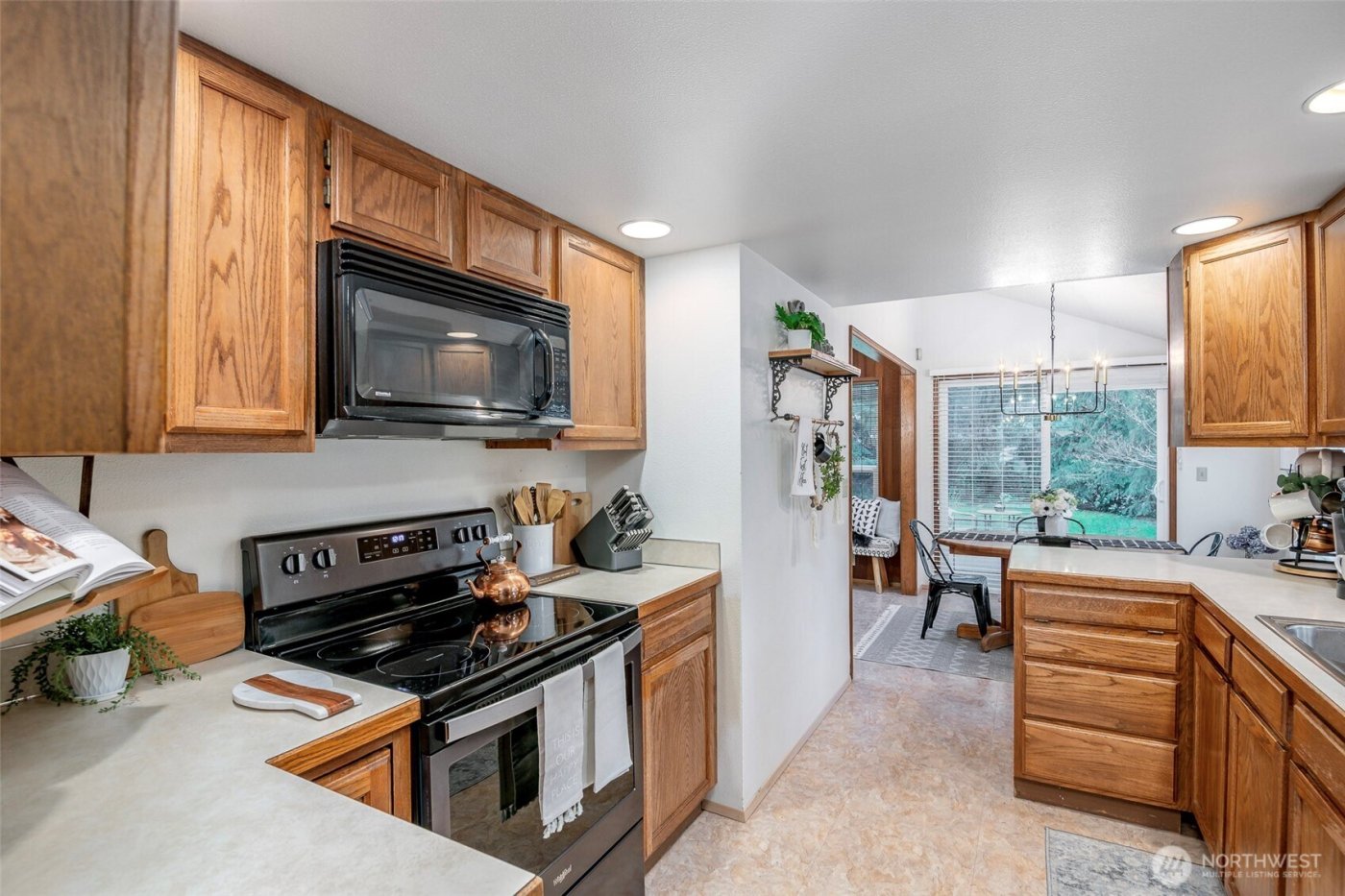 13825 72nd Avenue E, Puyallup, WA 98373