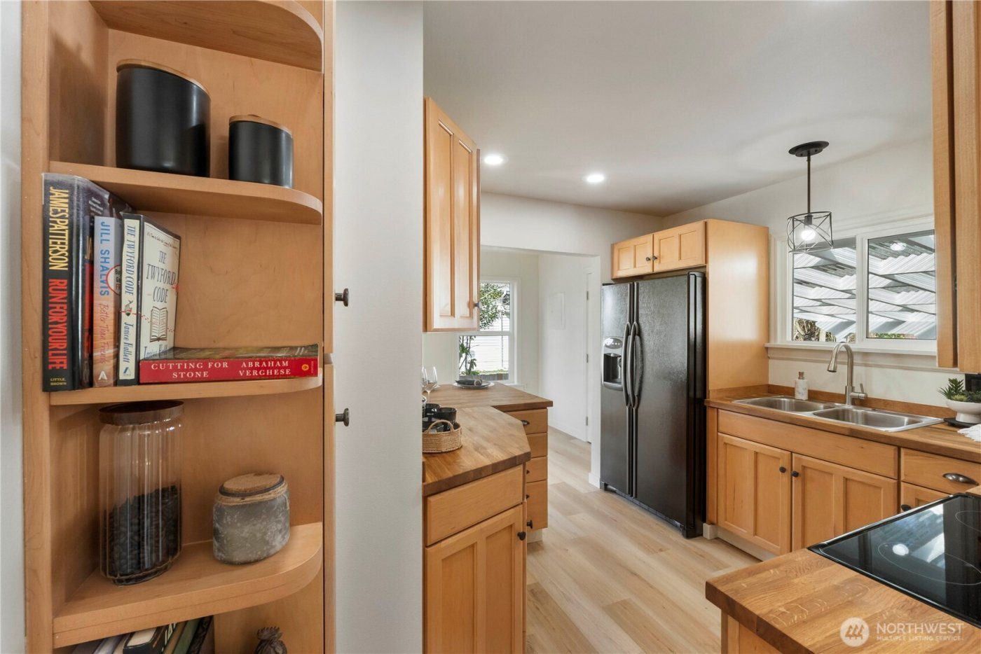 319 4th Avenue SE, Puyallup, WA 98372