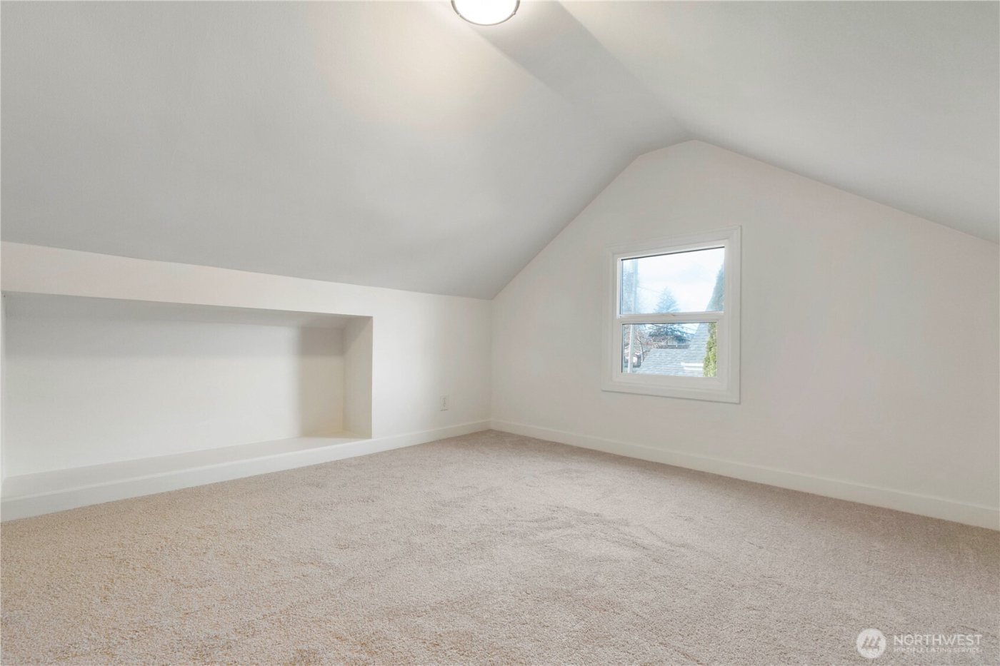 319 4th Avenue SE, Puyallup, WA 98372