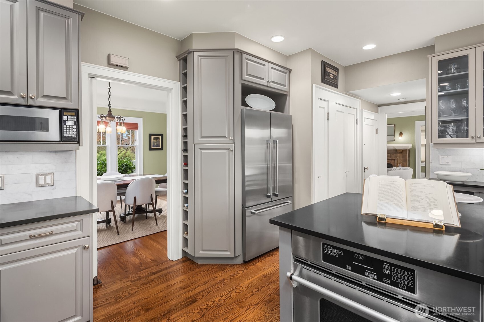 3609 Burke Avenue N, Seattle, WA 98103