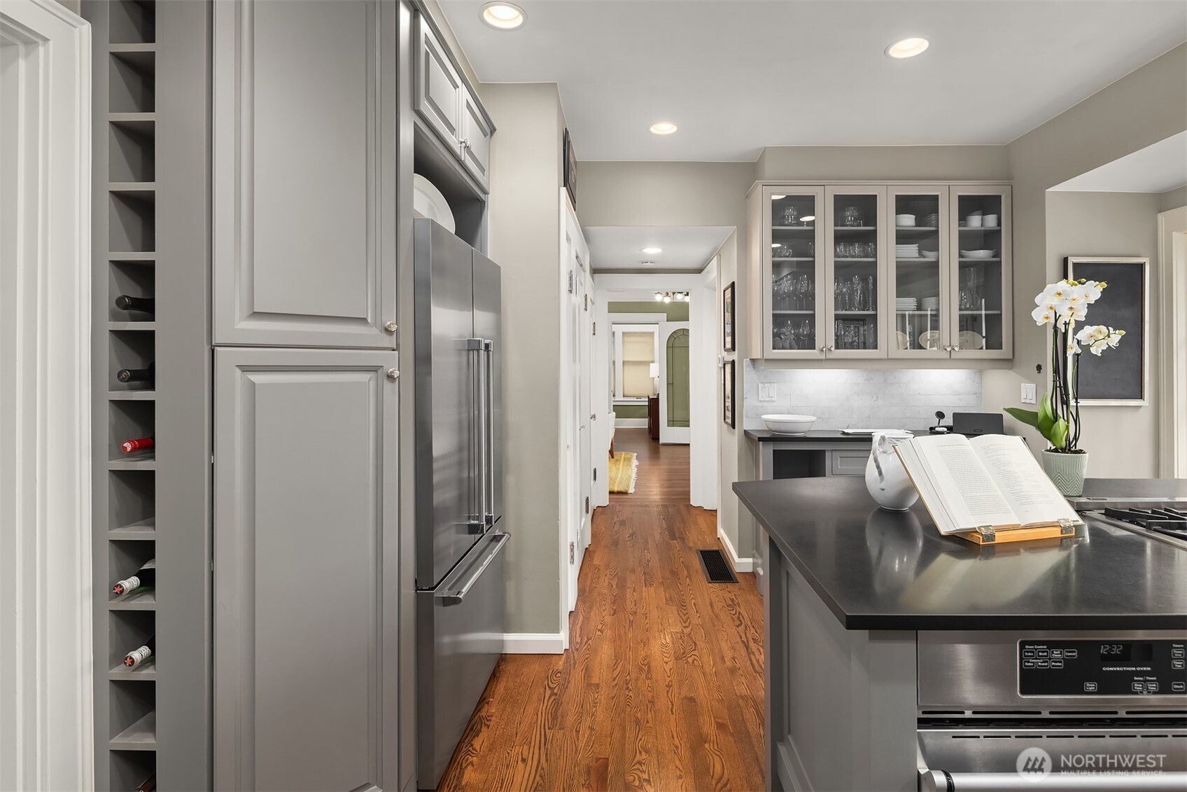 3609 Burke Avenue N, Seattle, WA 98103