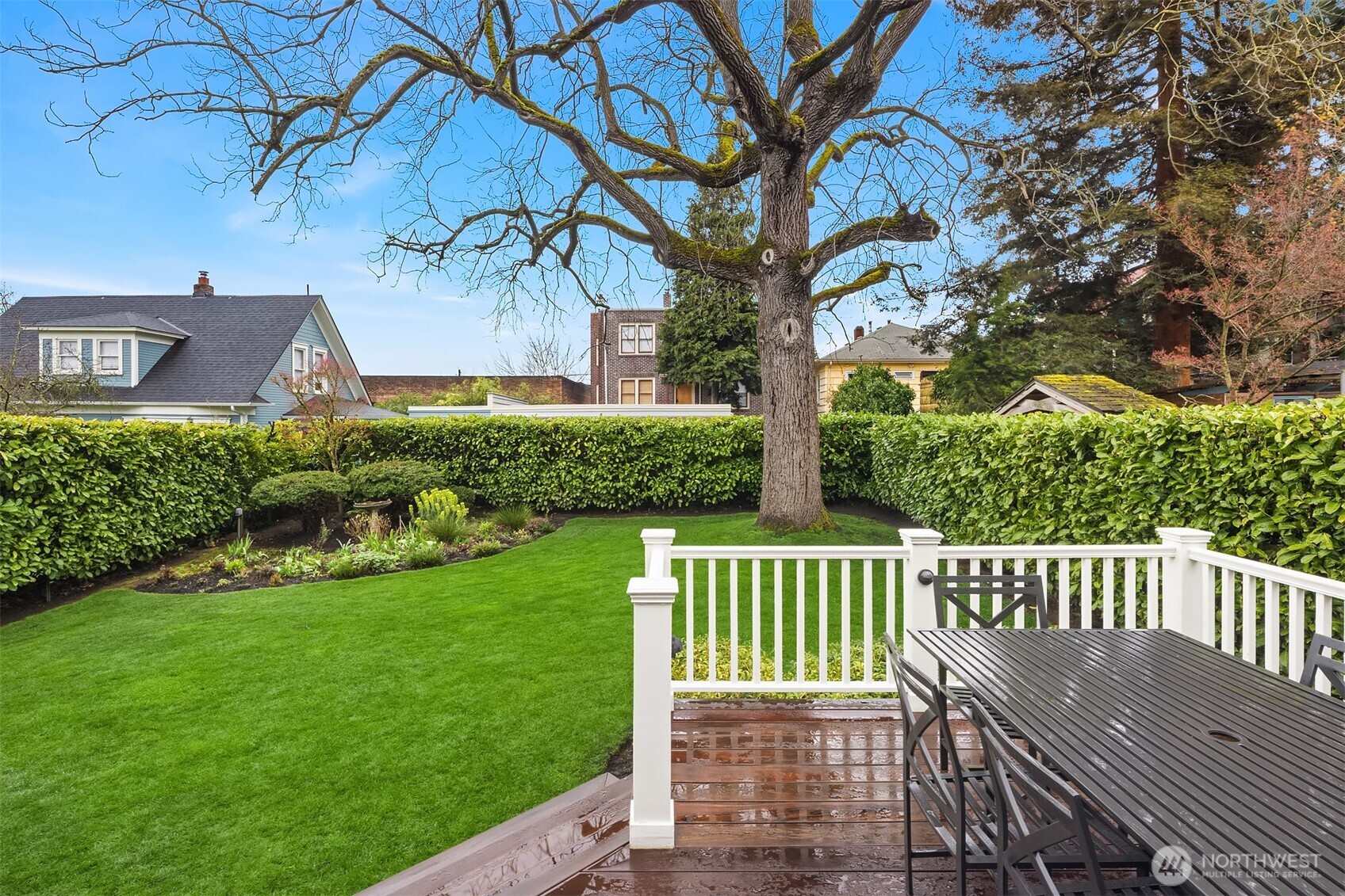 3609 Burke Avenue N, Seattle, WA 98103