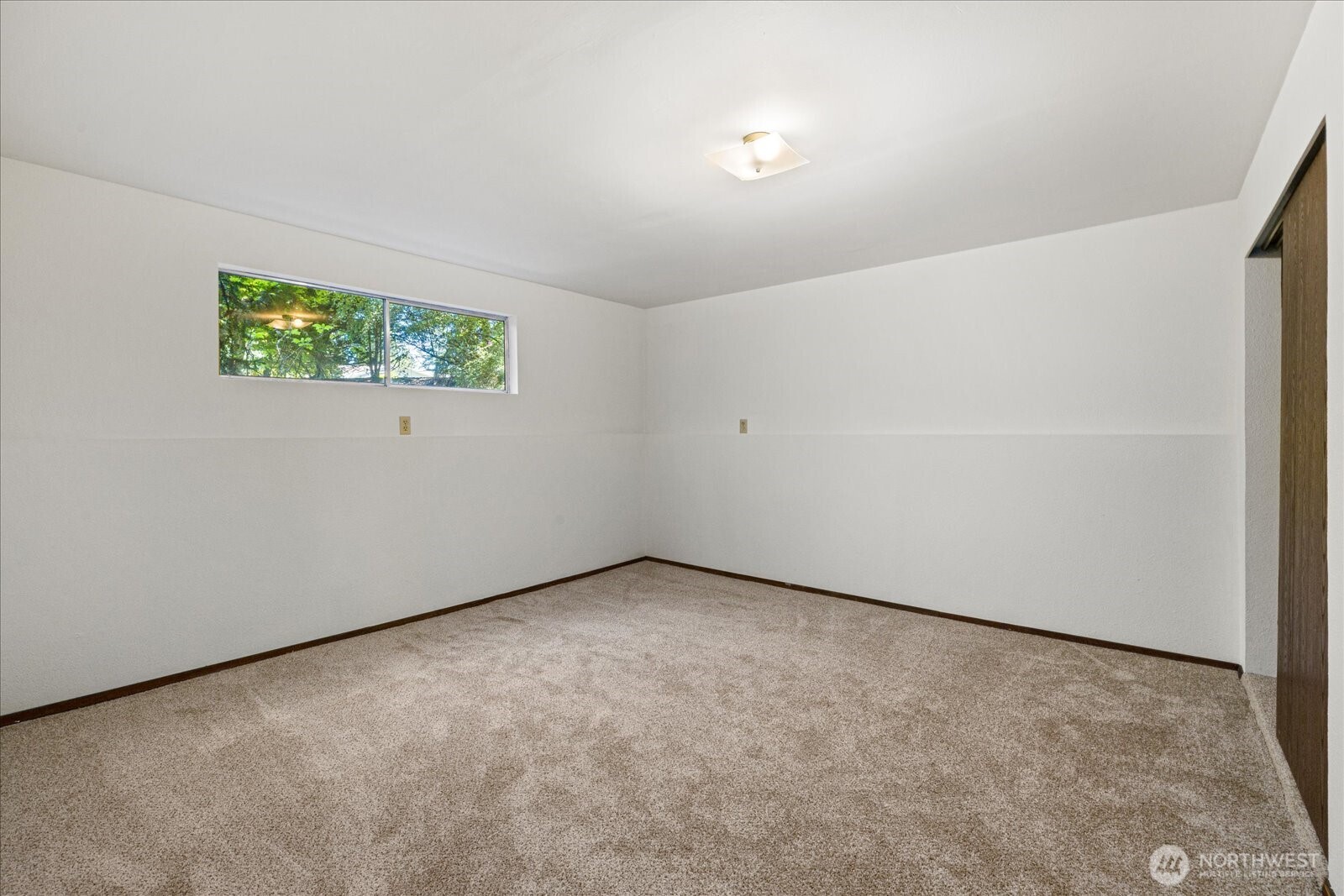 7223 NE 160th Street , Kenmore, WA 98028