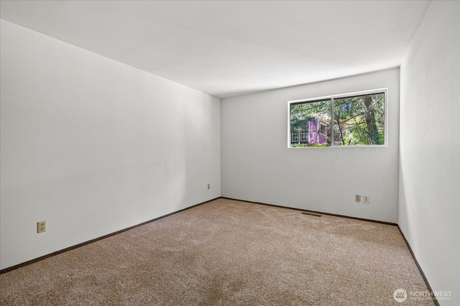 7223 NE 160th Street , Kenmore, WA 98028