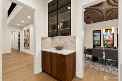 27 Tulalip Key , Bellevue, WA 98006 - Photo 3