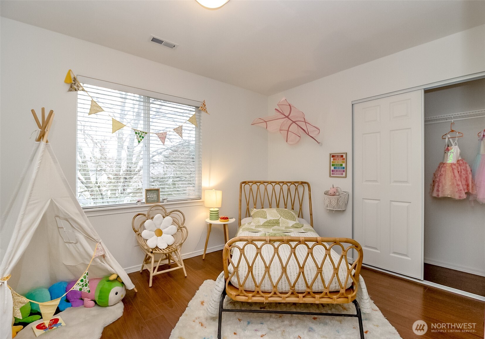 15204 48th Avenue SE, Everett, WA 98208