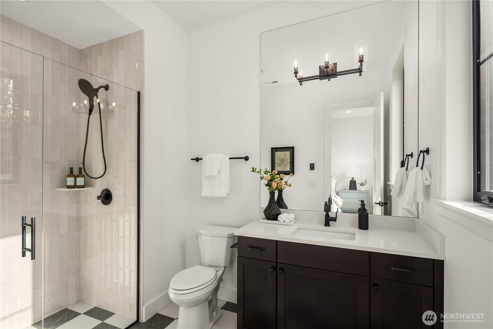 13988 SE 5th Street , Bellevue, WA 98005