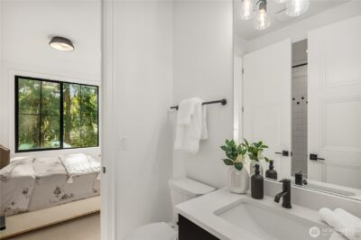 13988 SE 5th Street , Bellevue, WA 98005 - Photo 36