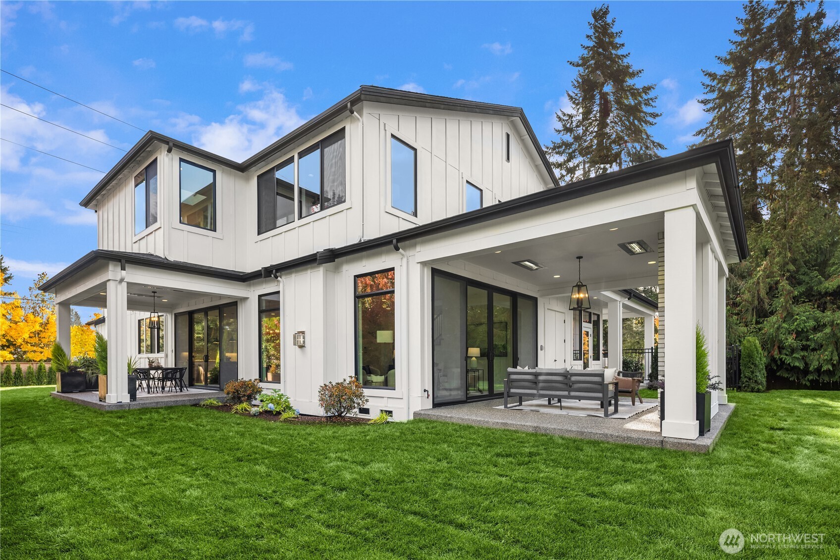 13988 SE 5th Street , Bellevue, WA 98005